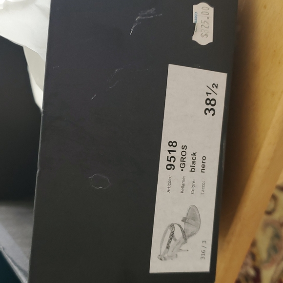 GIANNA MELIANI Sandals - Picture 7 of 7